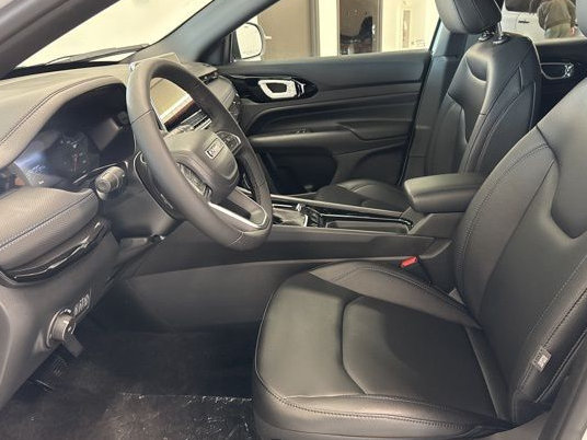 New 2026 Jeep Compass Limited AWD/4WD image 13