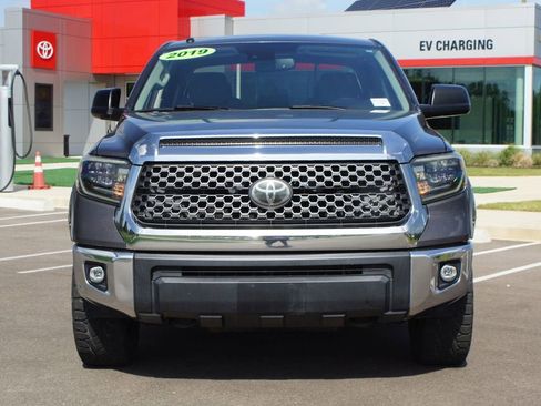 Used 2019 Toyota Tundra SR5 w/ TRD Off Road Package AWD/4WD image 24