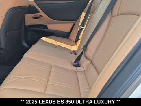 Used 2025 Lexus ES 350 Ultra Luxury FWD image 3