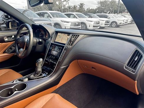 Used 2023 INFINITI Q50 Sensory image 32
