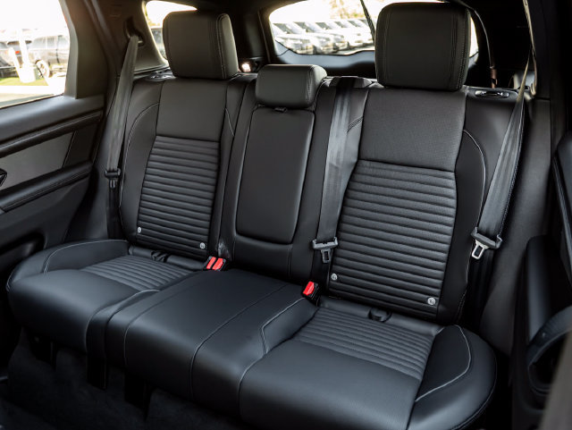 New 2026 Land Rover Discovery Sport Landmark AWD/4WD image 28