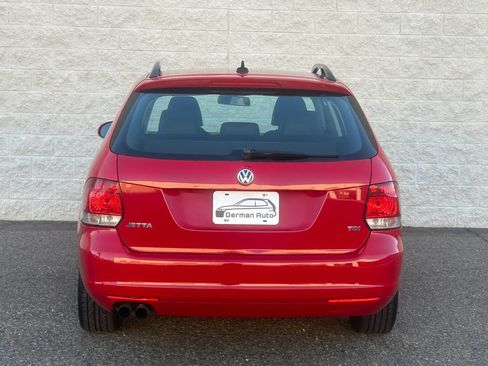 Used 2012 Volkswagen Jetta TDI FWD image 7