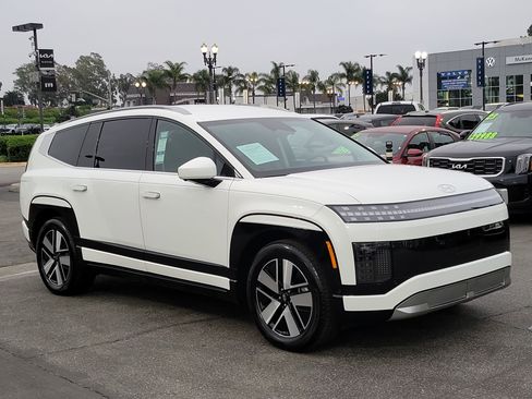 Certified 2026 Hyundai Ioniq 9 SEL image 24