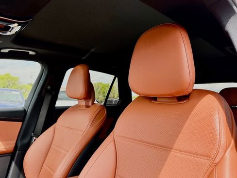 Used 2023 Mercedes-Benz GLC 300 image 20