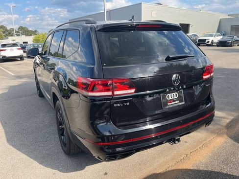 Used 2023 Volkswagen Atlas SEL R-Line AWD/4WD image 7