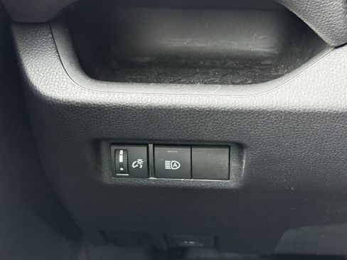 Used 2023 Toyota RAV4 LE image 17