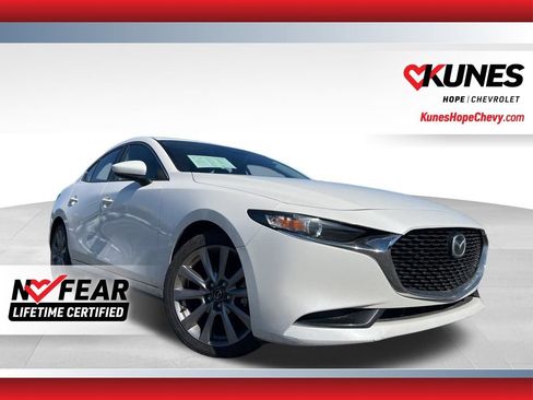 Used 2025 MAZDA MAZDA3 s image 1