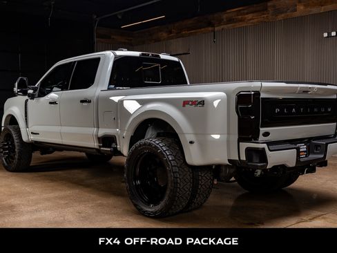 Used 2025 Ford F450 Platinum w/ Platinum Plus Package image 7