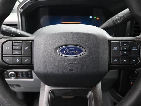 New 2026 Ford F350 XLT w/ XLT Premium Package AWD/4WD image 11