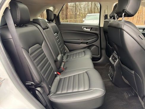 Used 2019 Ford Edge SEL w/ Equipment Group 201A image 11