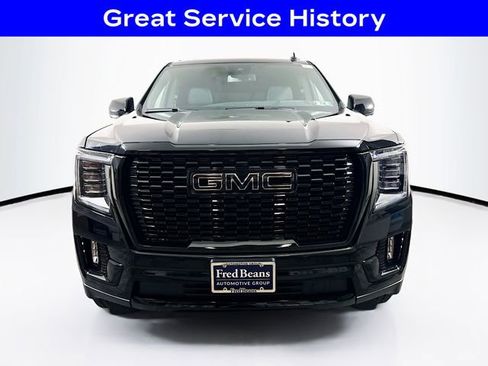 Used 2024 GMC Yukon XL Denali AWD/4WD image 2