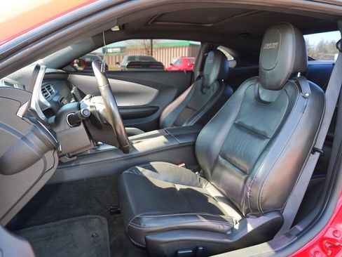 Used 2014 Chevrolet Camaro SS w/ RS Package image 12