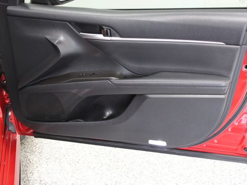Used 2024 Toyota Camry XSE FWD image 35