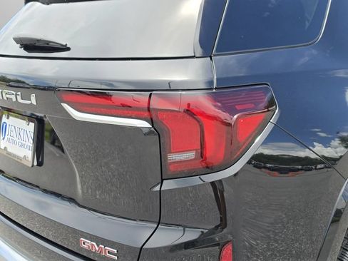 Used 2026 GMC Terrain Denali AWD/4WD image 14