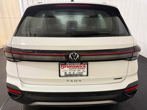 Certified 2025 Volkswagen Taos S image 16