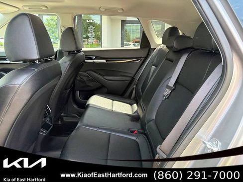 Used 2024 Kia Seltos EX AWD/4WD image 18