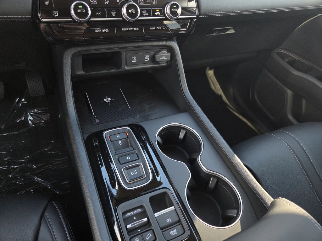 New 2026 Honda Pilot Touring image 12