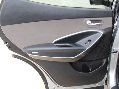 Used 2018 Hyundai Santa Fe Sport image 28