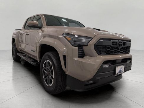 Used 2026 Toyota Tacoma TRD Sport w/ TRD Sport Premium Package AWD/4WD image 1