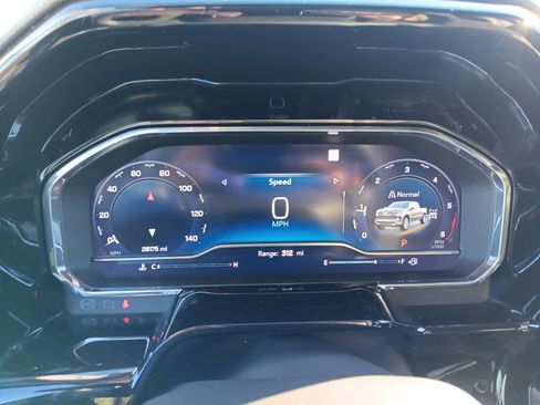 Used 2023 Chevrolet Silverado 1500 LTZ image 13