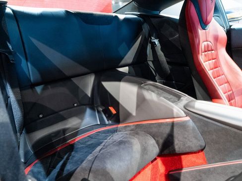 Certified 2022 Ferrari Roma image 40