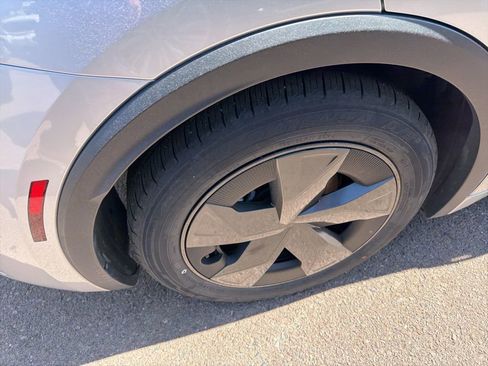 Used 2024 Toyota Prius LE image 14