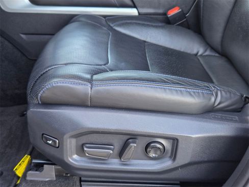 Used 2025 Toyota Sequoia Platinum image 13