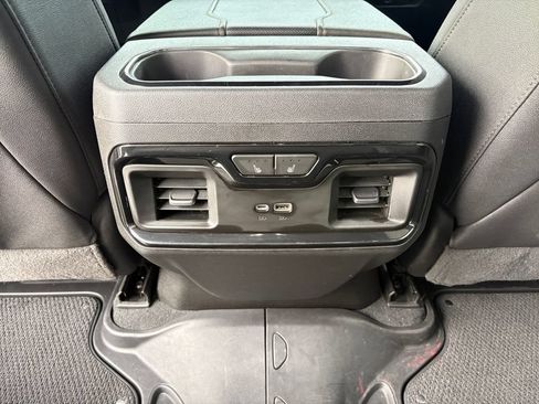 Used 2024 GMC Sierra 3500 AT4 w/ AT4 Premium Plus Package AWD/4WD image 39