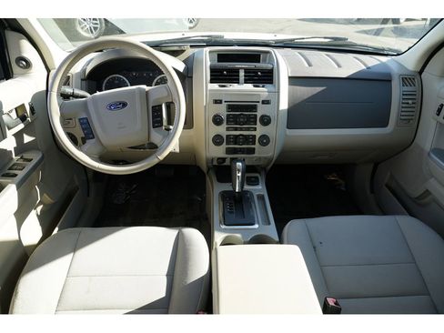 Used 2011 Ford Escape 2WD Hybrid image 25