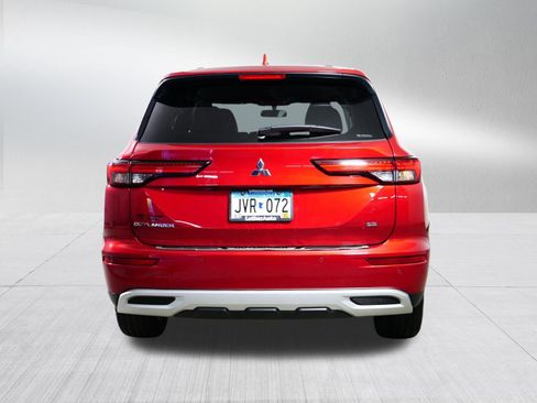 Used 2022 Mitsubishi Outlander SE AWD/4WD image 6