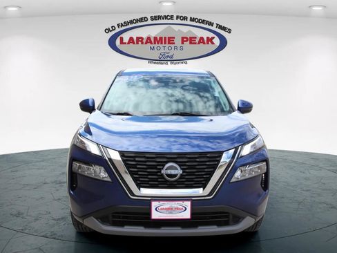 Used 2022 Nissan Rogue SV AWD/4WD image 6