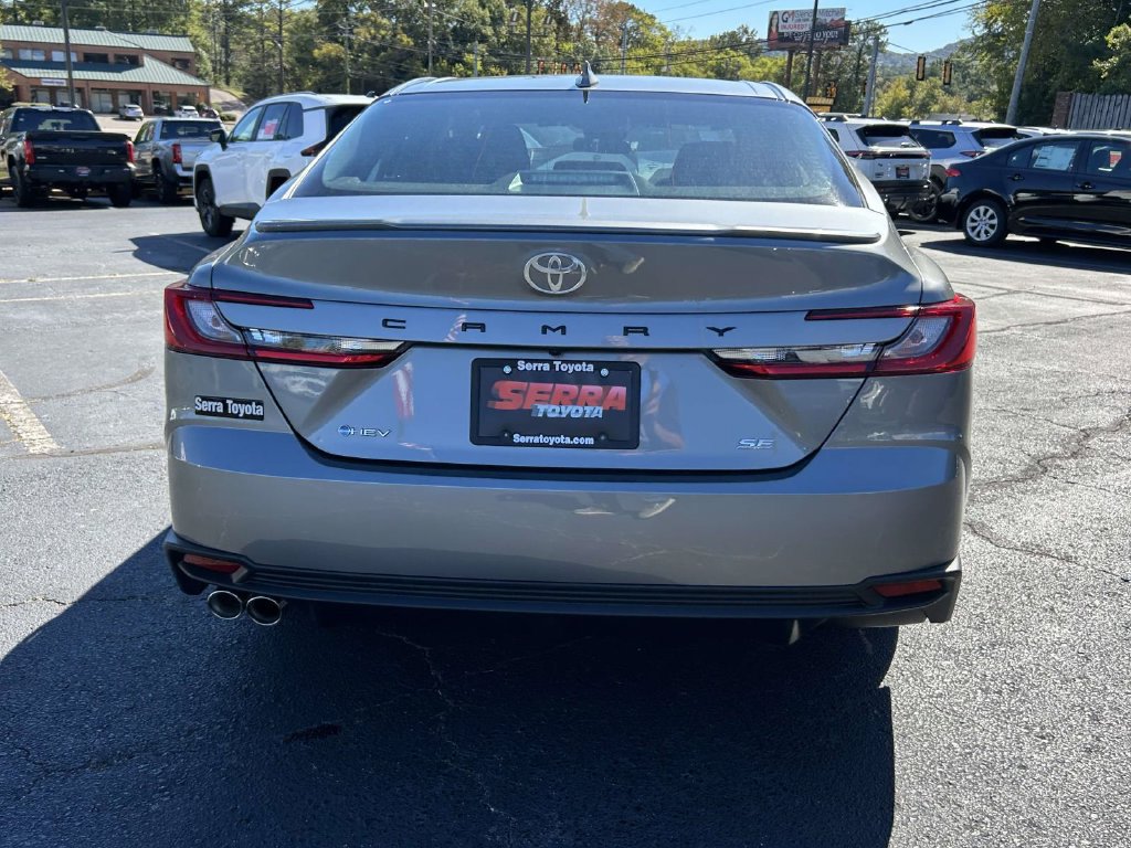 New 2027 Toyota Camry SE FWD image 4