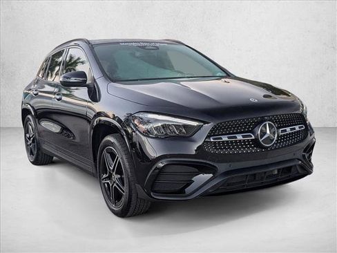 Certified 2025 Mercedes-Benz GLA 250 image 3