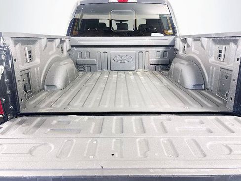 Certified 2025 Ford F150 Tremor AWD/4WD image 27