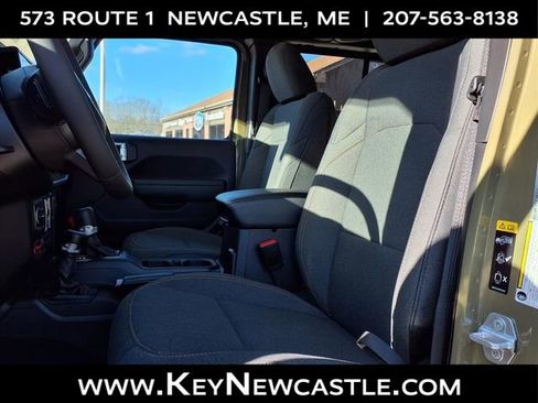 New 2026 Jeep Gladiator Willys AWD/4WD image 12