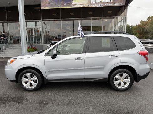 Used 2015 Subaru Forester 2.5i Premium w/ All-Weather Package image 2