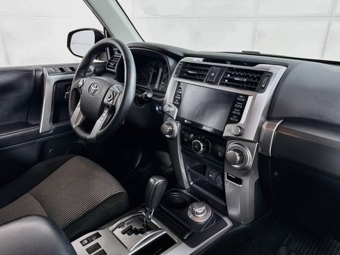 Used 2023 Toyota 4Runner SR5 AWD/4WD image 27