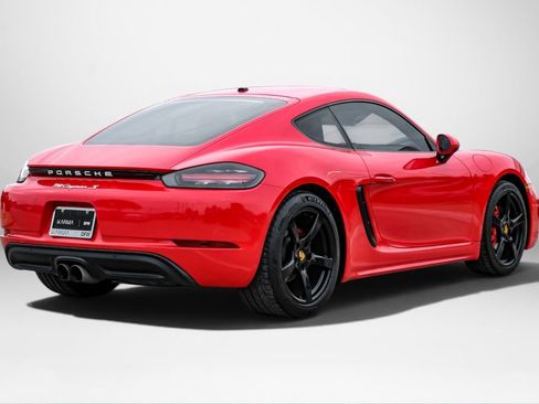 Used 2017 Porsche 718 Cayman S RWD image 6