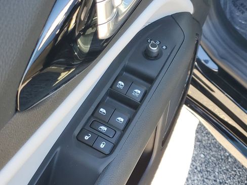 Certified 2024 Jeep Compass Limited w/ Elite Group AWD/4WD image 20