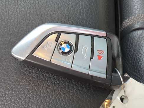 Used 2021 BMW 540i xDrive 540i xDrive w/ M Sport Package image 41