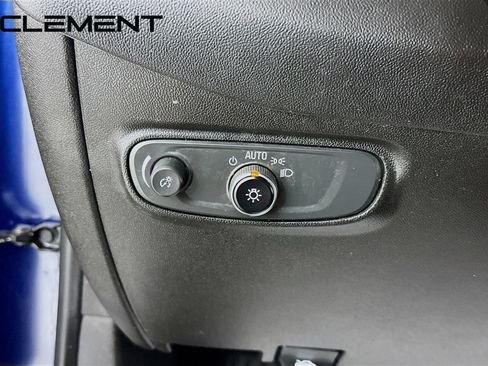 Used 2022 Chevrolet Equinox LS FWD image 13