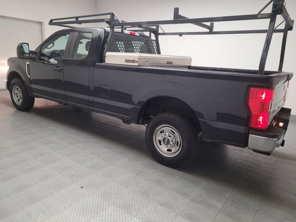 Used 2021 Ford F250 XL w/ Power Equipment Group RWD image 3