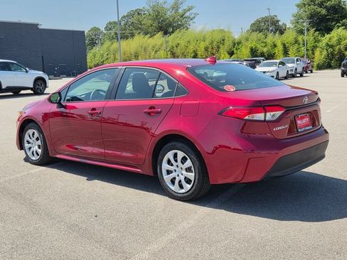 Used 2026 Toyota Corolla LE FWD image 3