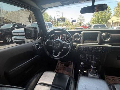 Used 2020 Jeep Wrangler Unlimited Sahara AWD/4WD image 24