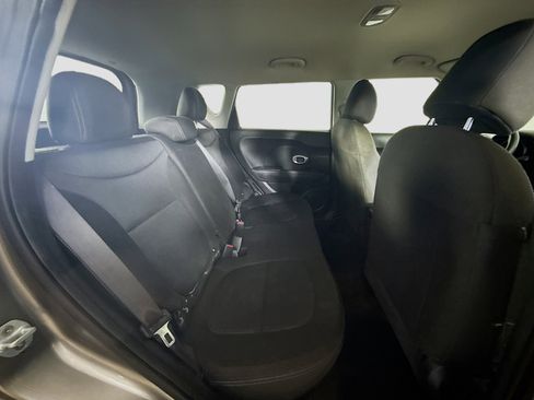 Used 2019 Kia Soul Base image 26