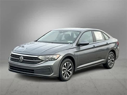 Used 2024 Volkswagen Jetta S image 1