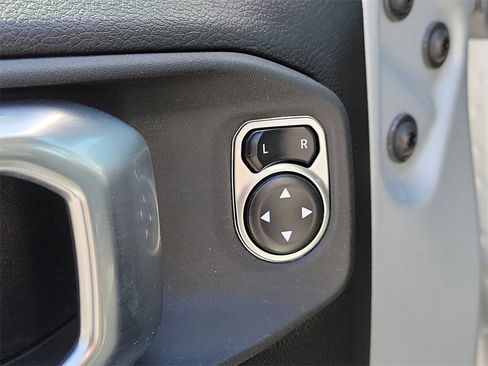 Used 2024 Jeep Wrangler Sport S image 18