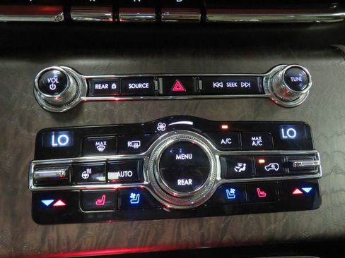 Used 2020 Lincoln Aviator Reserve w/ Equipment Group 202A image 40