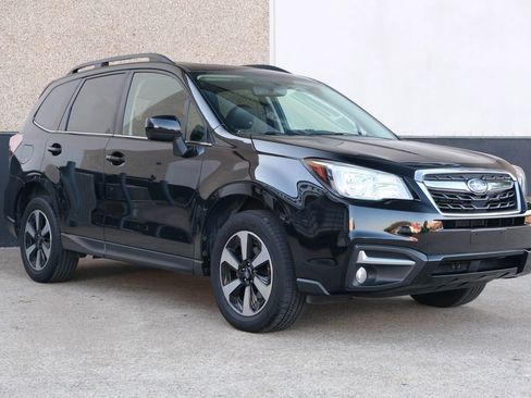 Used 2017 Subaru Forester 2.5i Limited w/ Popular Package #2 image 4