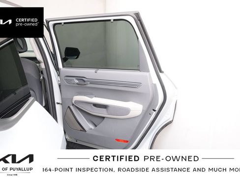 Certified 2024 Kia EV9 Land w/ Towing Package AWD/4WD image 14